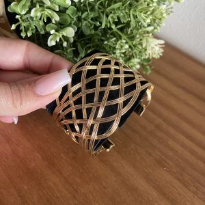 Brazalete ancho dorado