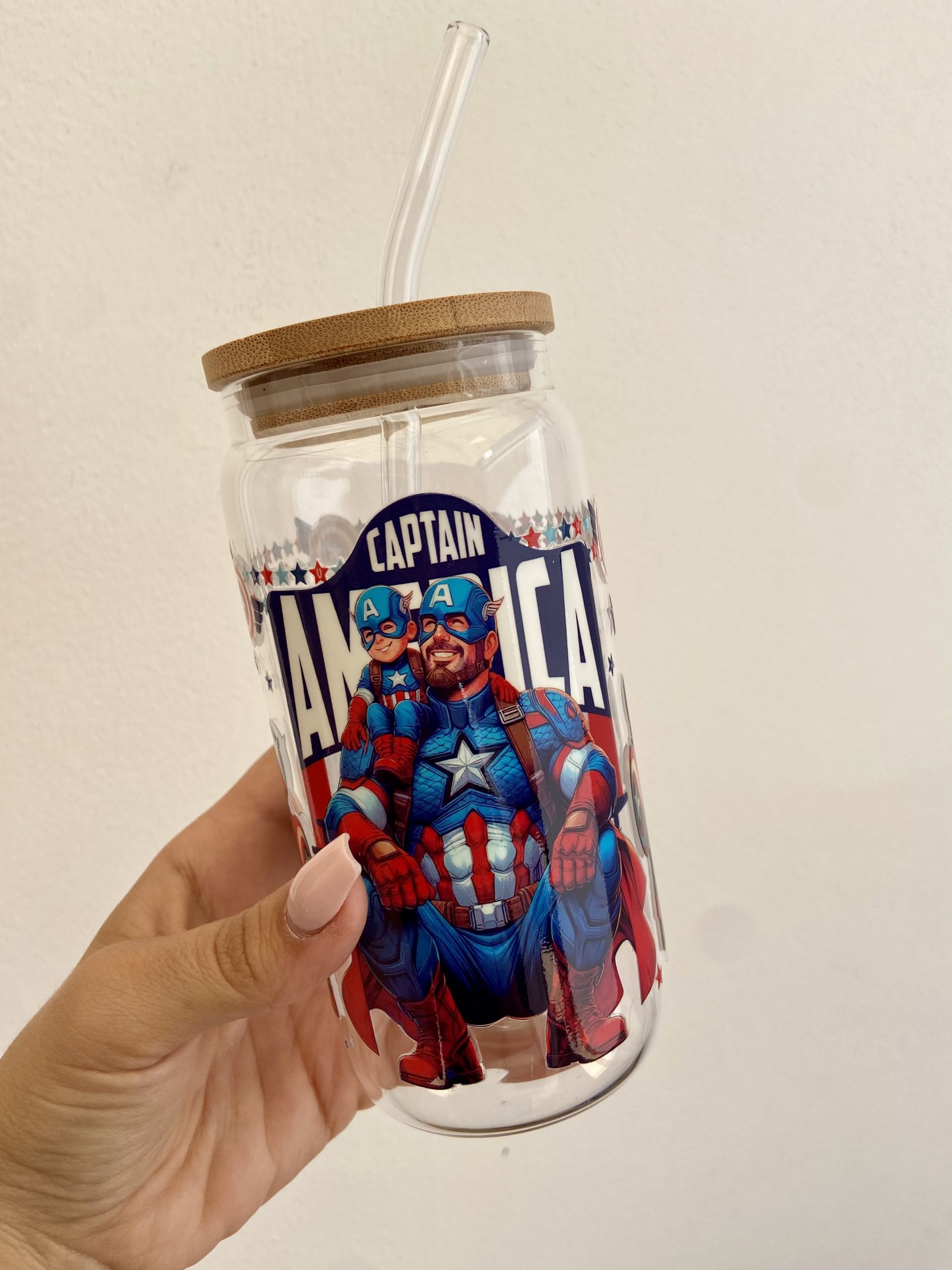 Taza de vidrio 550 ml CAPITÁN AMERICA