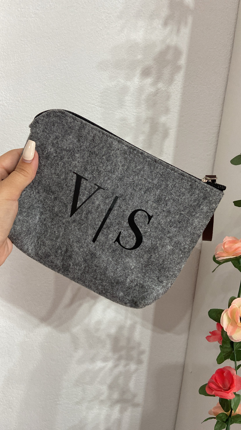 Neceser Fieltro personalizado con inicial o Nombre