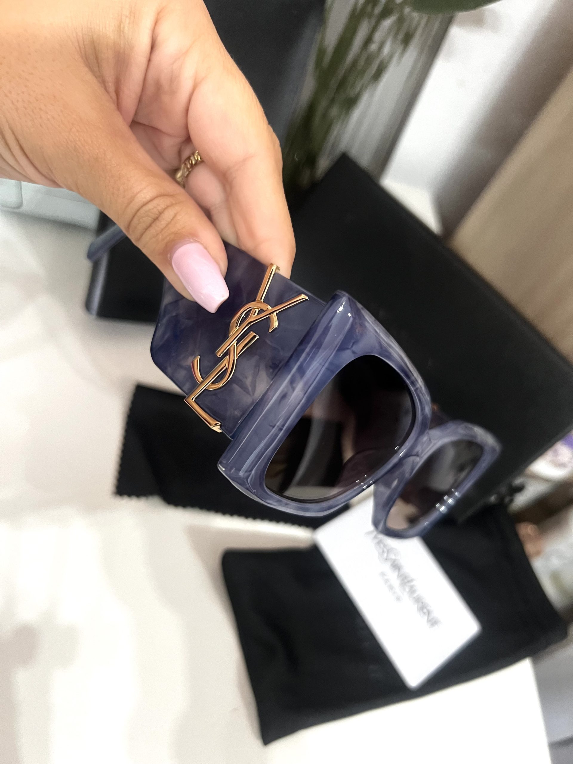 GAFAS GRABADA CON CAJA + FUNDA LAUREN AZUL - Imagen 2