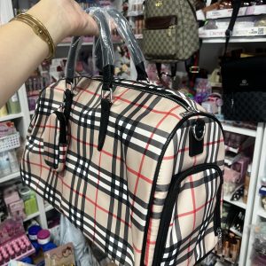 BOLSO VIAJE INSPIRACION BURBERR CON ASAS PARA COLGAR