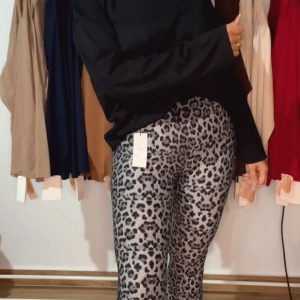 CAMISETA ZARA MANGA LARGA NEGRA