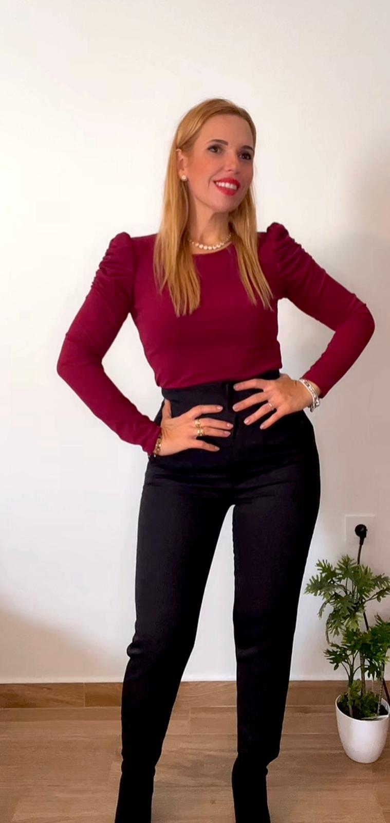 CAMISETA VOLANTE BURDEOS